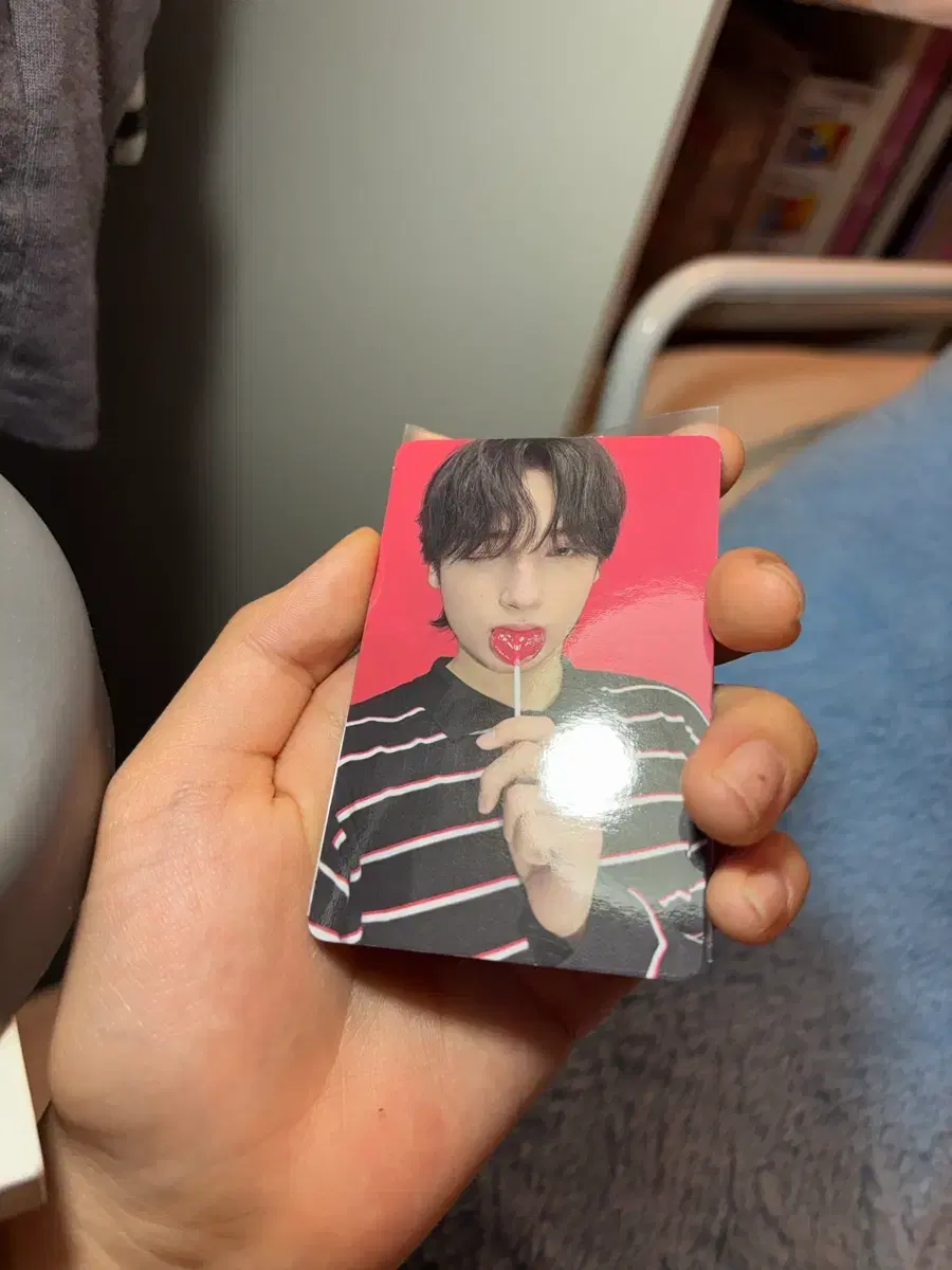 thumbnail-0
